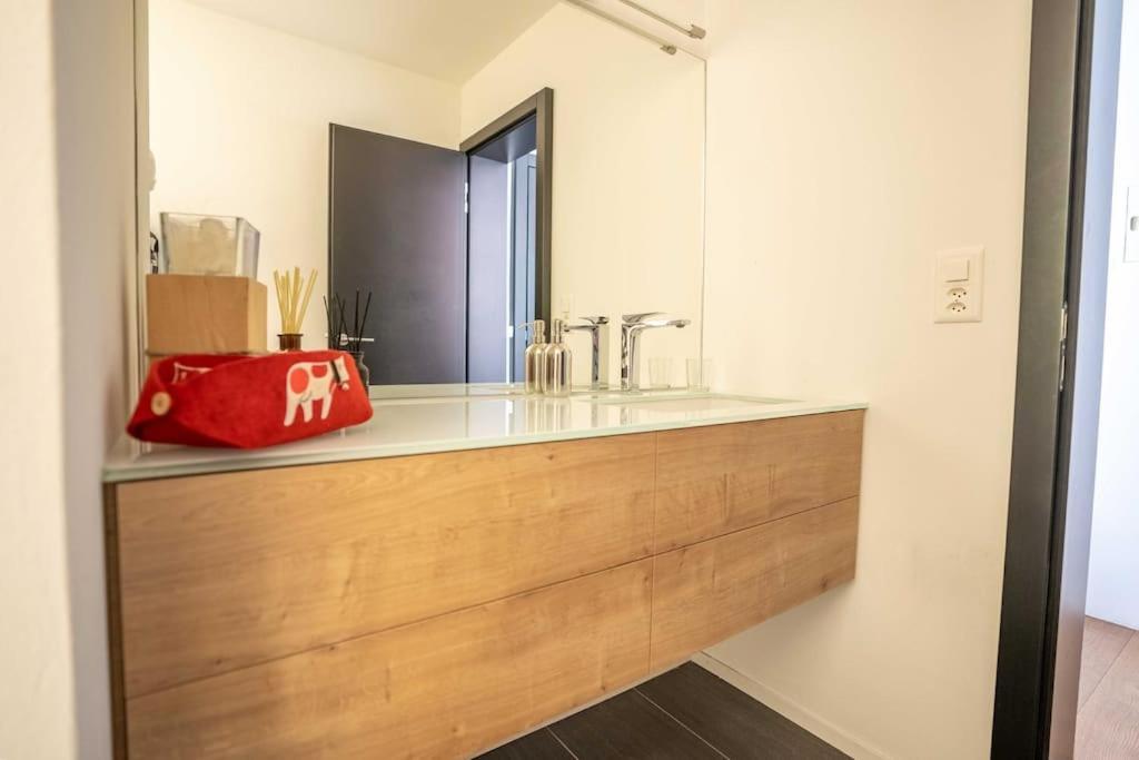 Moderne Wohnung Mit Ausblick Und Viel Sonne Zermatt Buitenkant foto